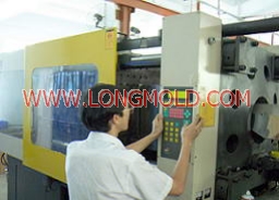Custom Plastic injection machines moulding